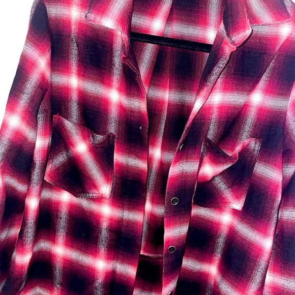 Bella Dahl Red Plaid Frayed Flannel Shirt LIKE NEW - Picture 5 of 16